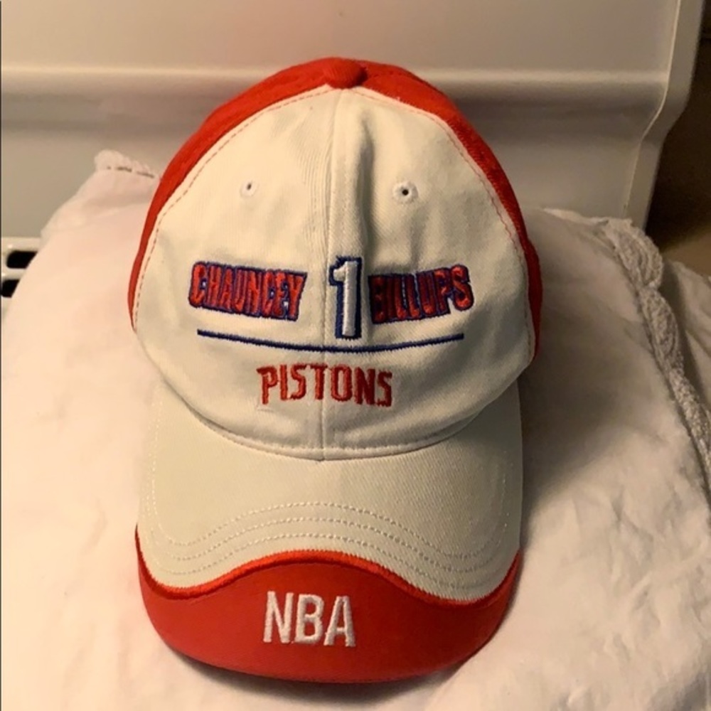 Detroit Pistons Cap Chauncey Phillips with inscription Pre Owned